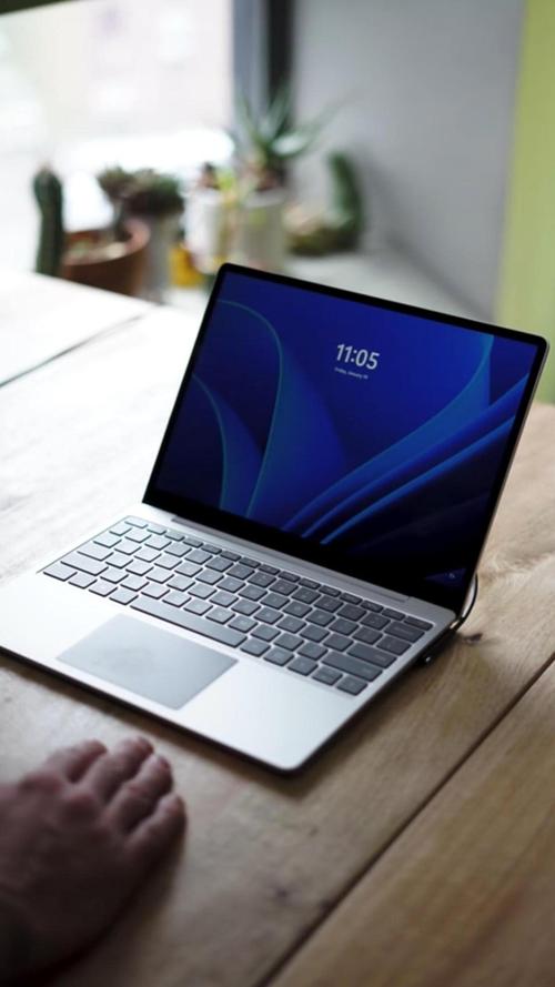 确定要买surfacelaptop，纠结的是买港版还是国行「surface电脑使用方法」 确定要买surfacelaptop，纠结的是买港版还是国行「surface电脑使用方法」 电脑故障维修